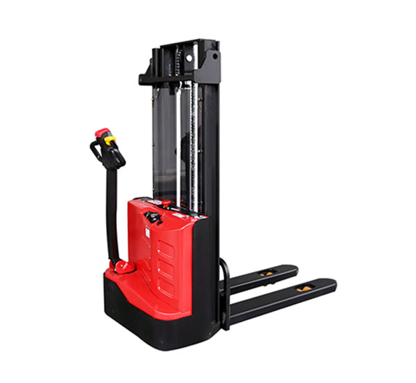 1.3噸電動堆高車